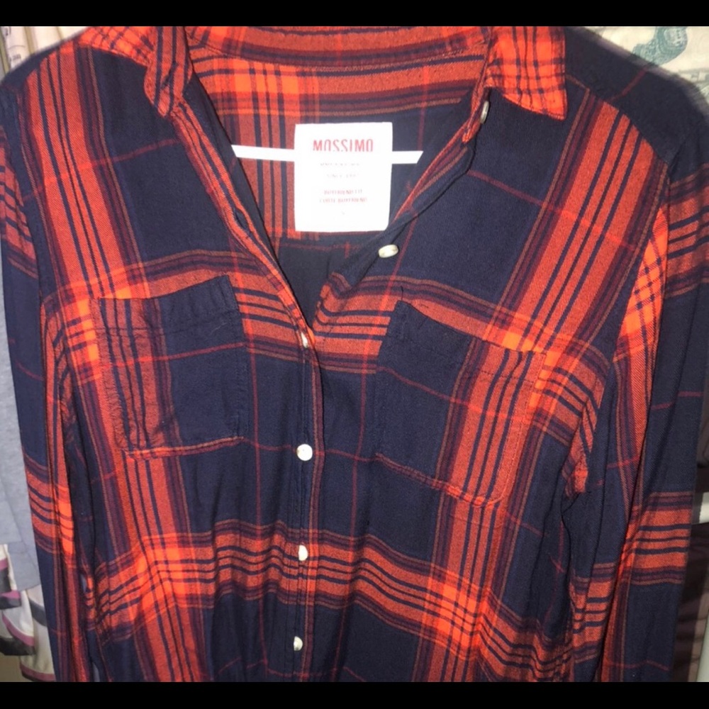 Red flannel - Picture 3 of 4